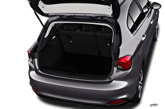 Fiat Egea Cross Street 1.6 M.Jet 130 DCT GSR Trac+