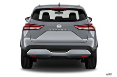 Nissan Qashqai 1.3 DIG-T 158 CVT Sky Pack 4x4